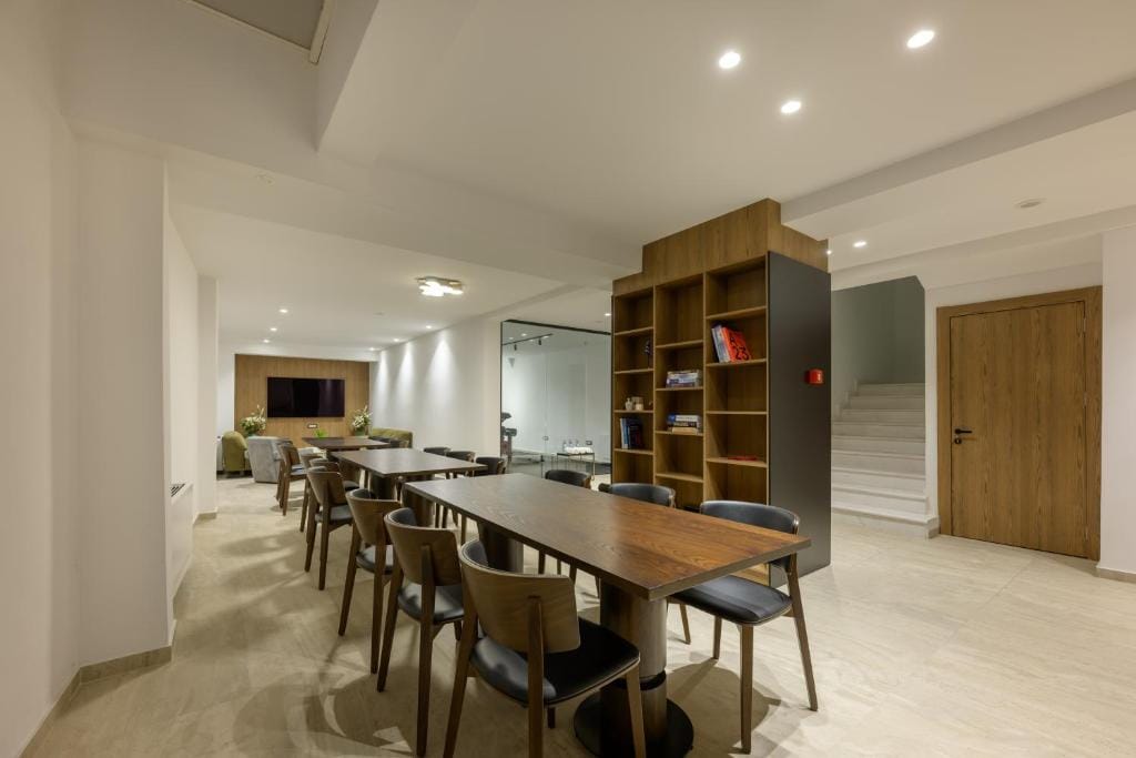 Gold Suites — 5
