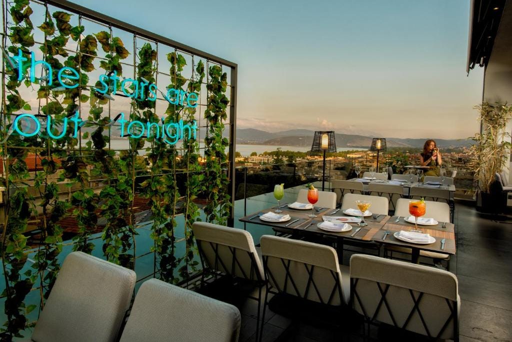 SAZ City Life Boutique Hotel — 2