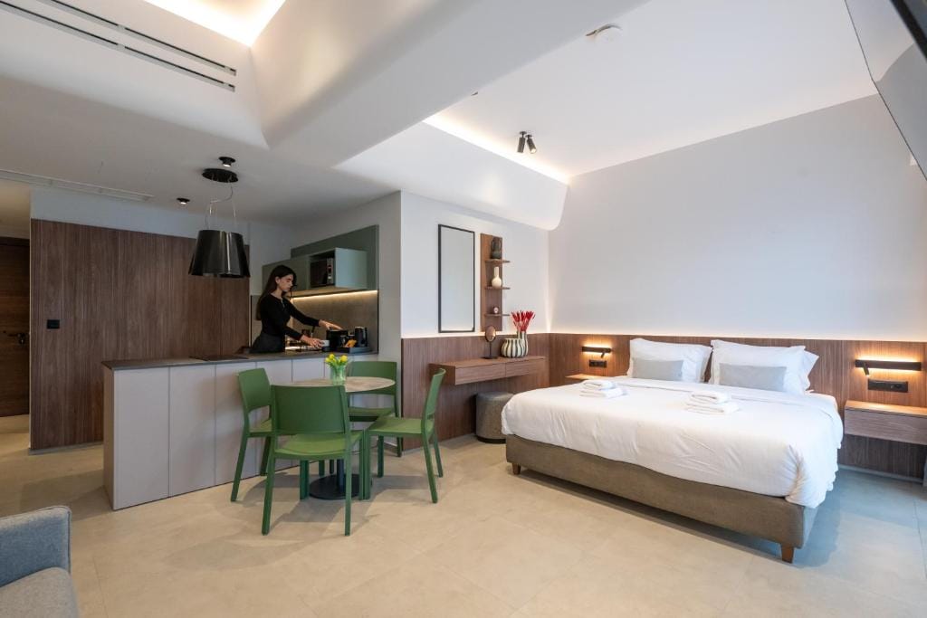 CENTRO Suites — 5