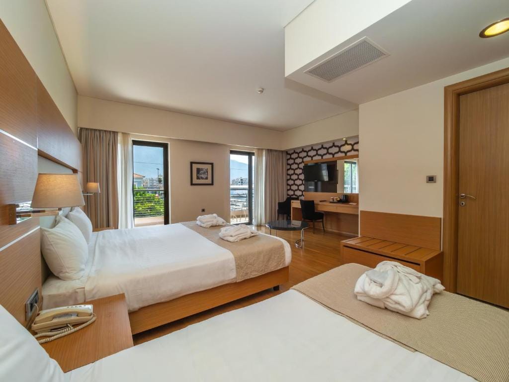 Elektra Stay Port & Sea View — 2