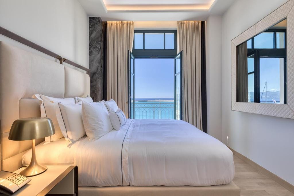 Grand Hotel Kalamata — 2