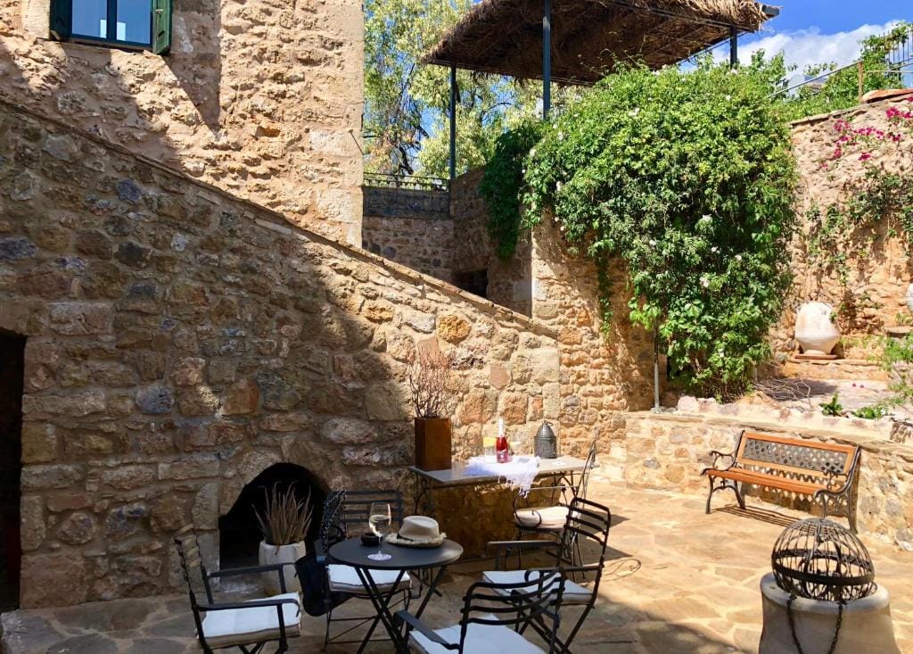 Villa Vager Mani Hotel — 5