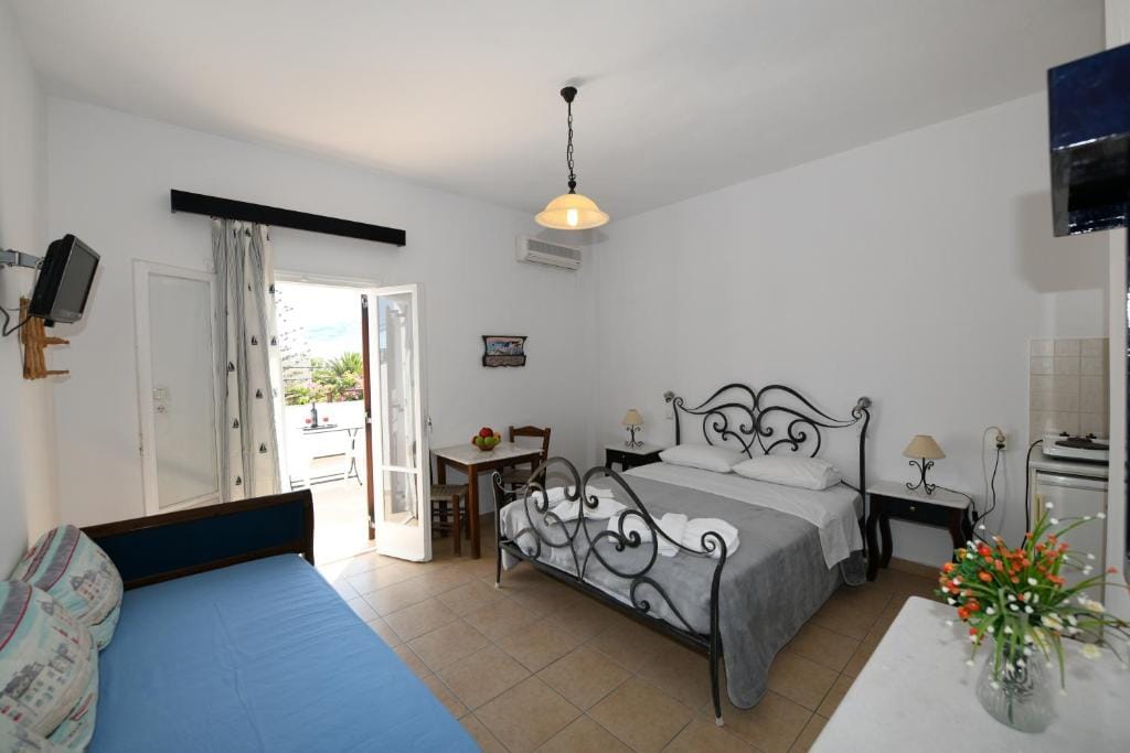 Sunflower ApartHotel — 2