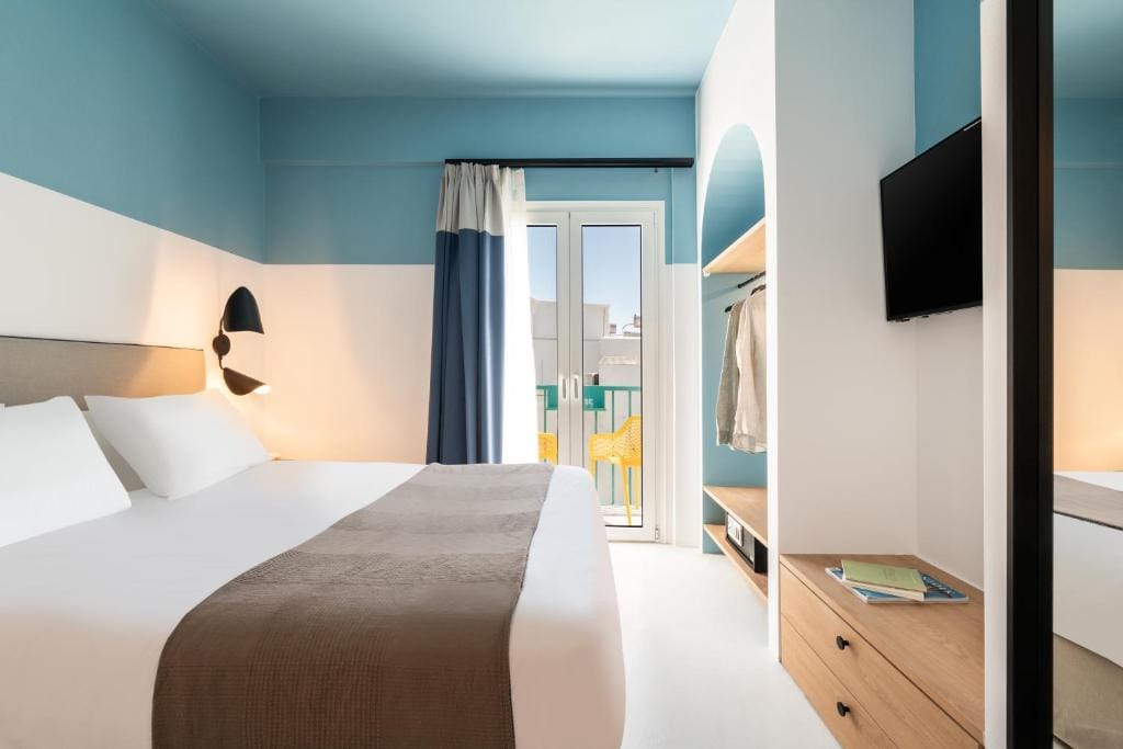 Play Paros a member of Brown Hotels — 2