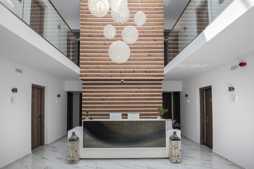 Kyma Rooms & Suites — 2