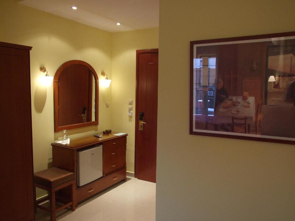 Hotel Avra — 2