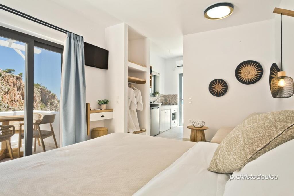 Agnantema luxury suites — 2