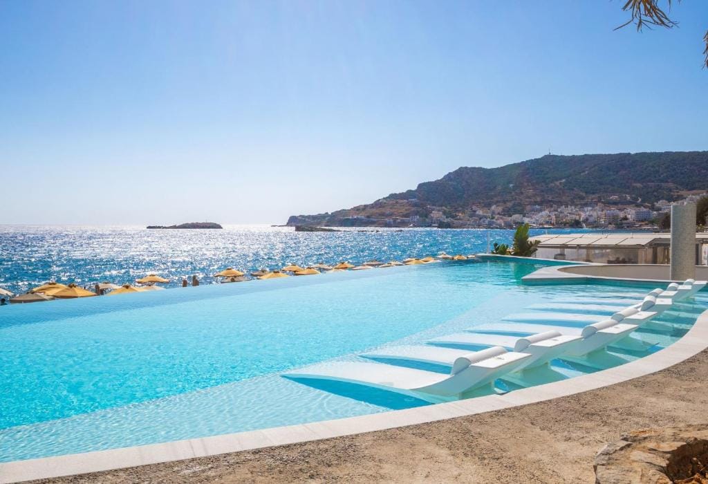 Konstantinos Palace — 3