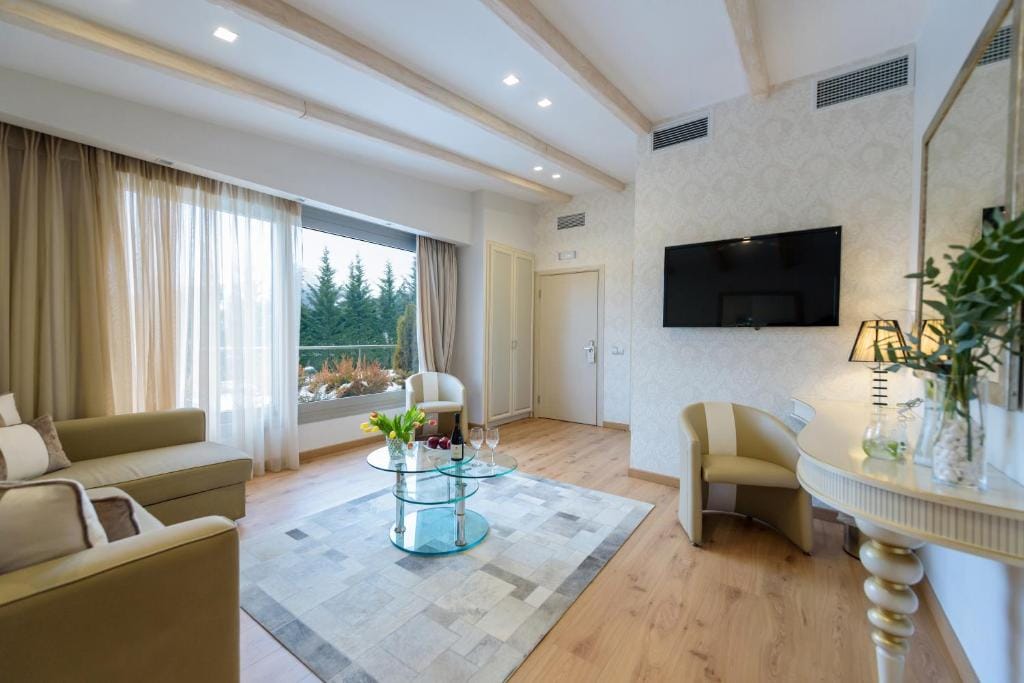 Calma Hotel & Spa — 5