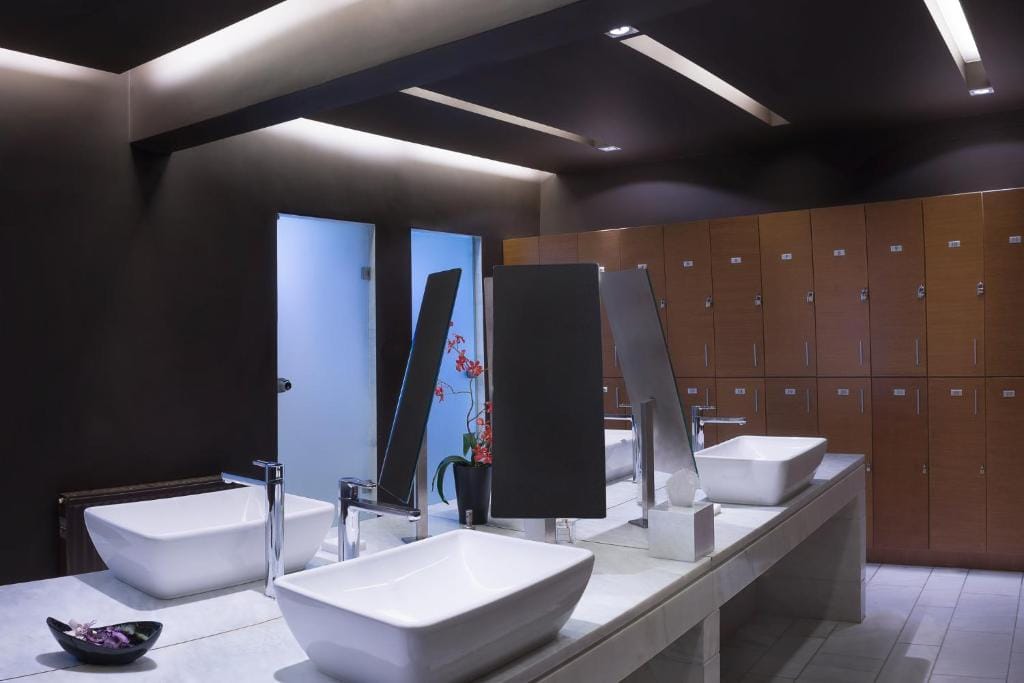 Esperos Palace Luxury & Spa Hotel — 3