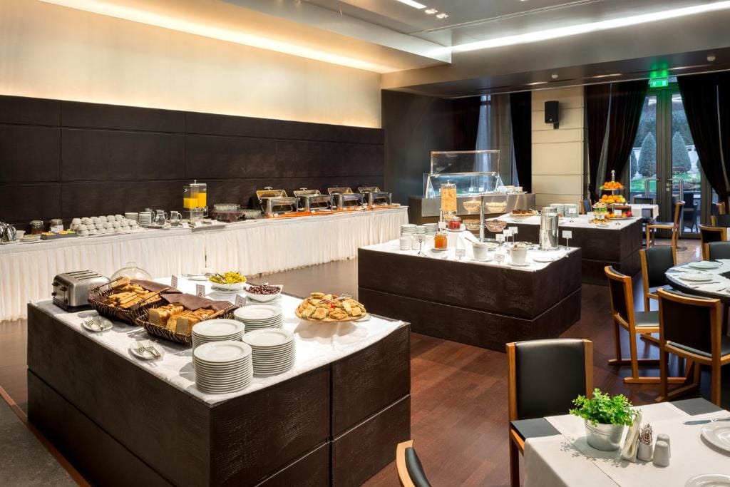 Esperos Palace Luxury & Spa Hotel — 5