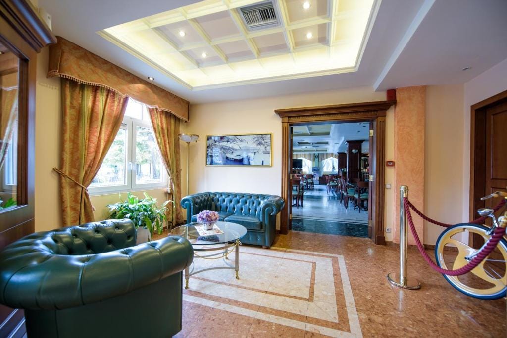 Hotel Kastoria in Kastoria City — 4