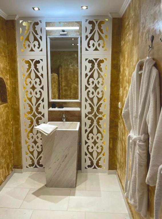 Amina Hanem Boutique Apartments — 3