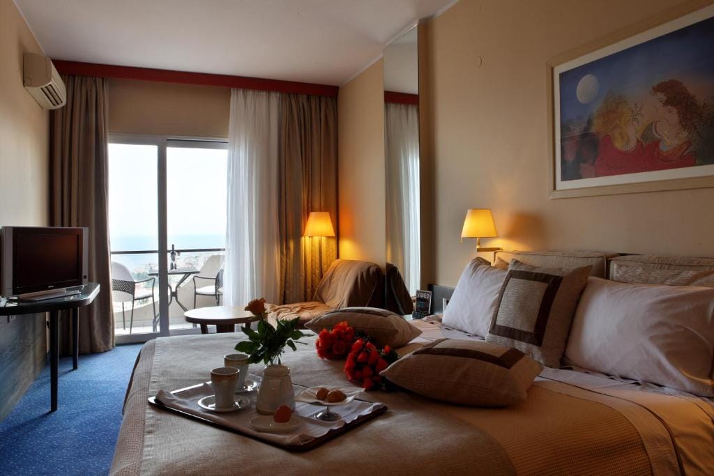Egnatia City Hotel & Spa — 5