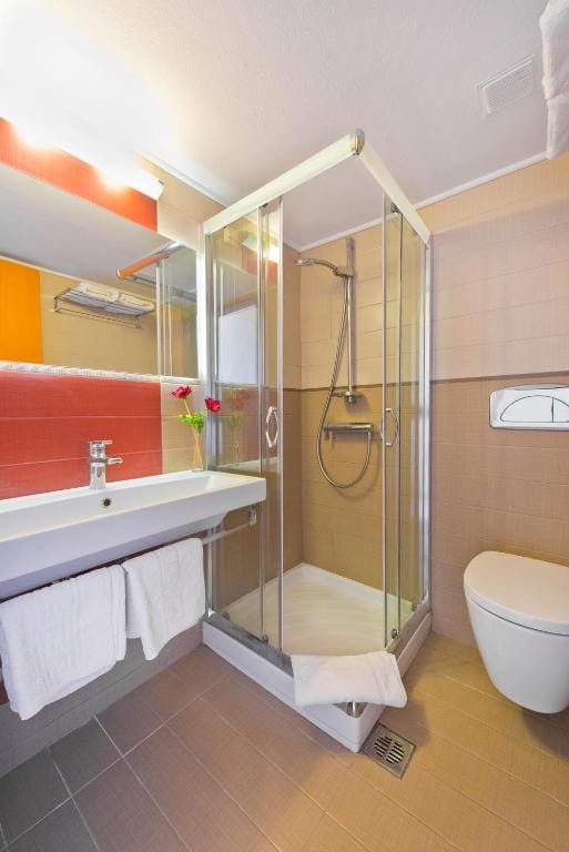 Esperia Hotel — 3
