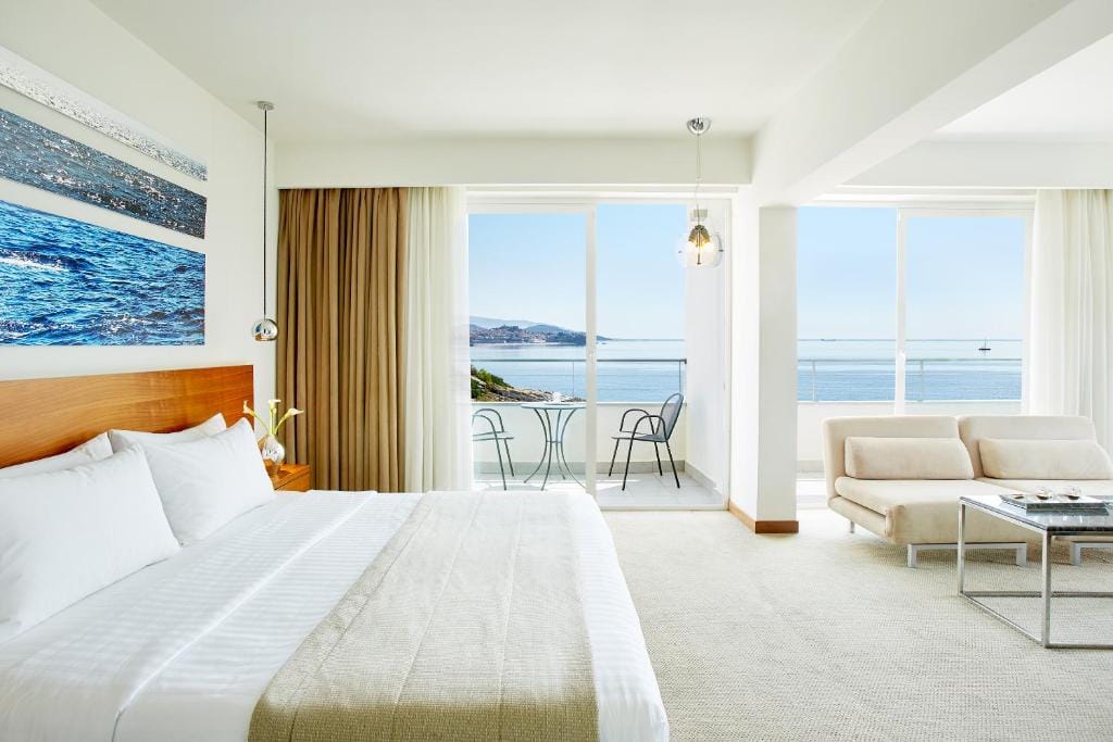 Lucy Hotel — 2