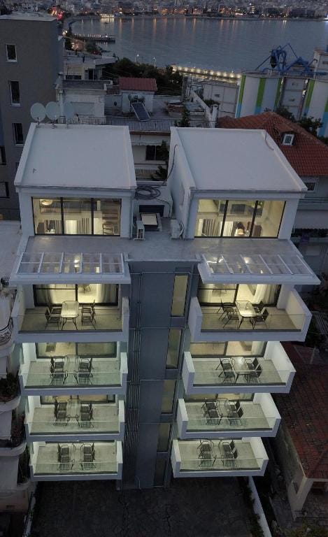 Mavili Luxury Apartments — 1