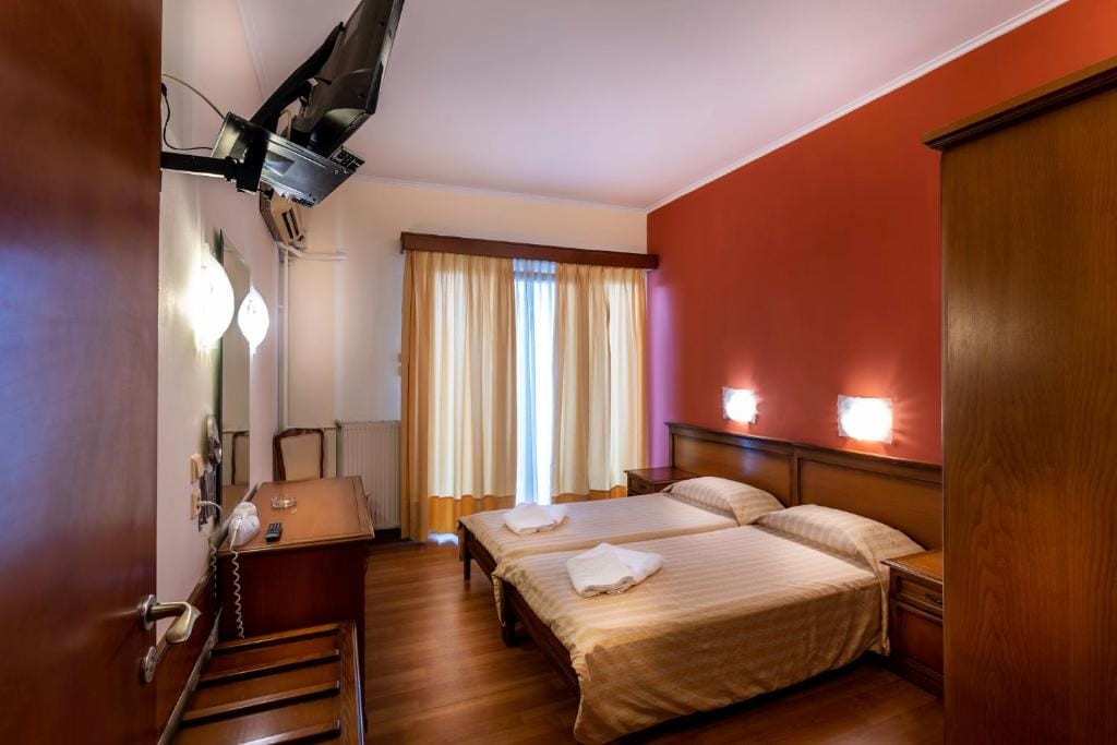 Nefeli Hotel — 5