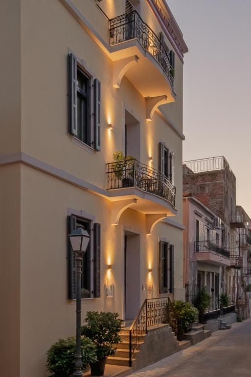Oikia Classic House in Old Town Kavala — 5