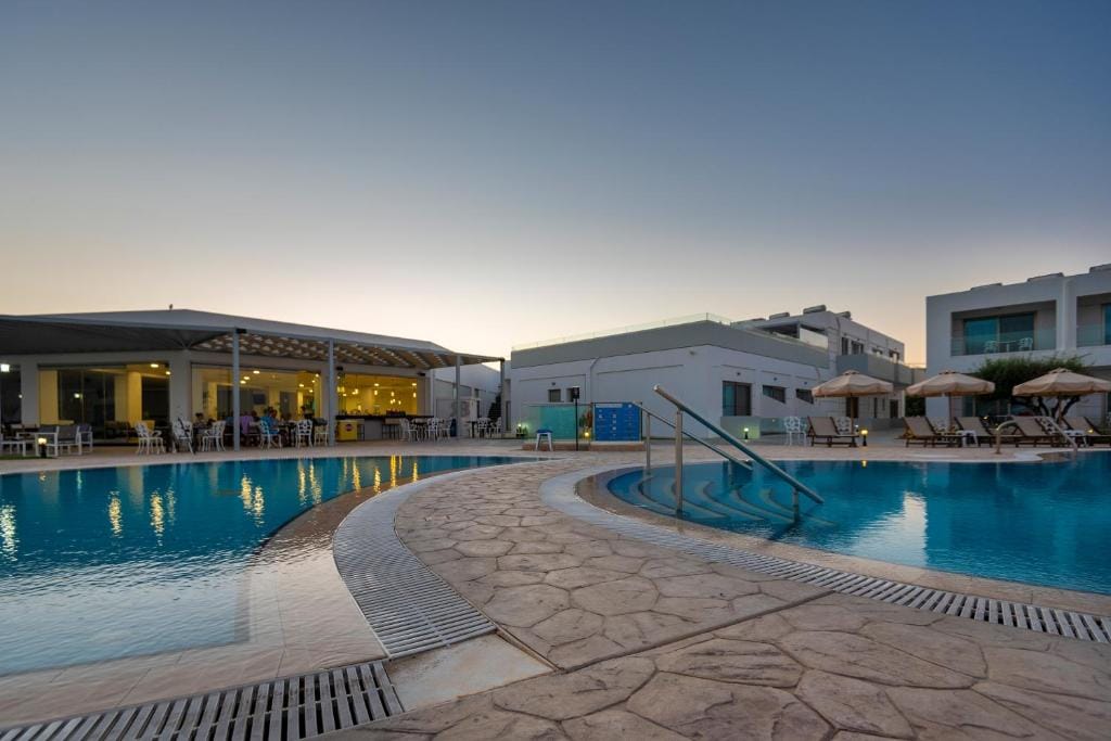 Royal Bay Suites — 3