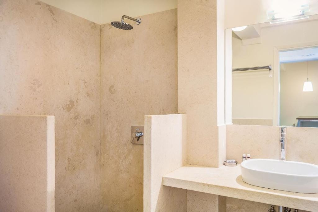 Armonia Bay Hotel — 3