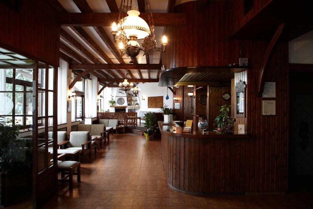 Rodopi Hotel — 4