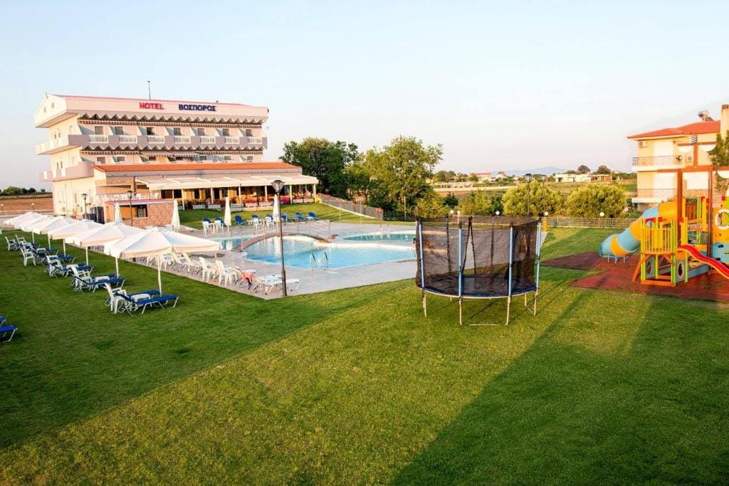 Vosporos Hotel — 1