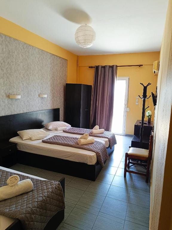 Vosporos Hotel — 2