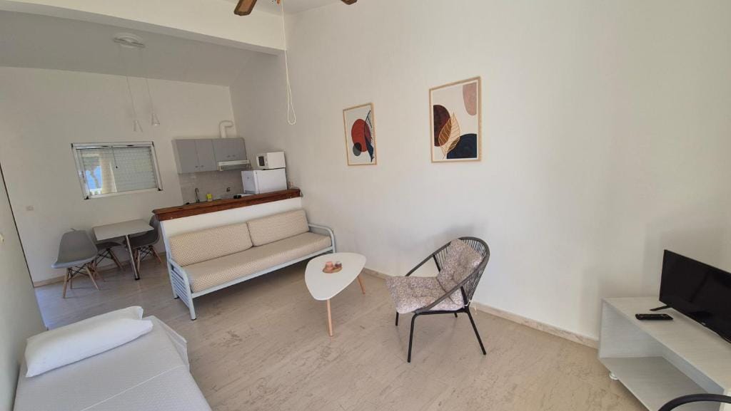 Hotel O Kipos — 3