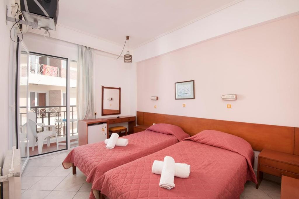 Captain's Hotel — 2