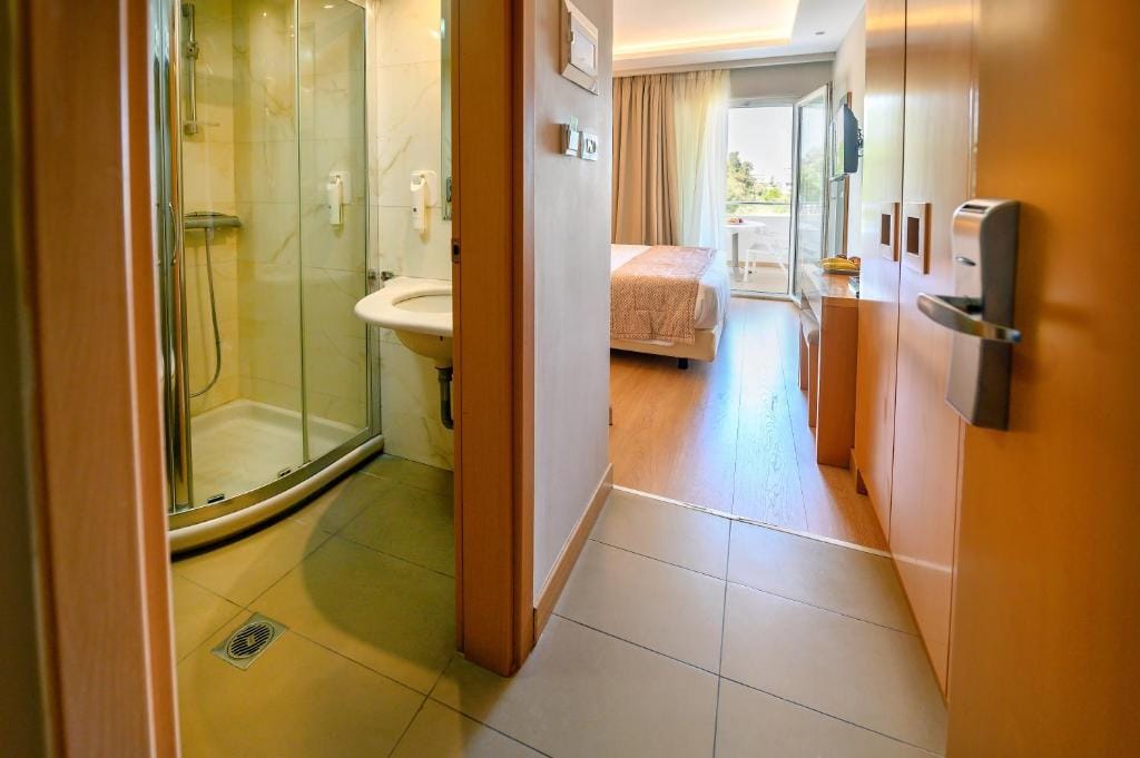 Maritina Hotel — 3