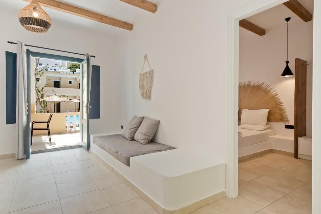 Kyra Panagia Hotel — 2