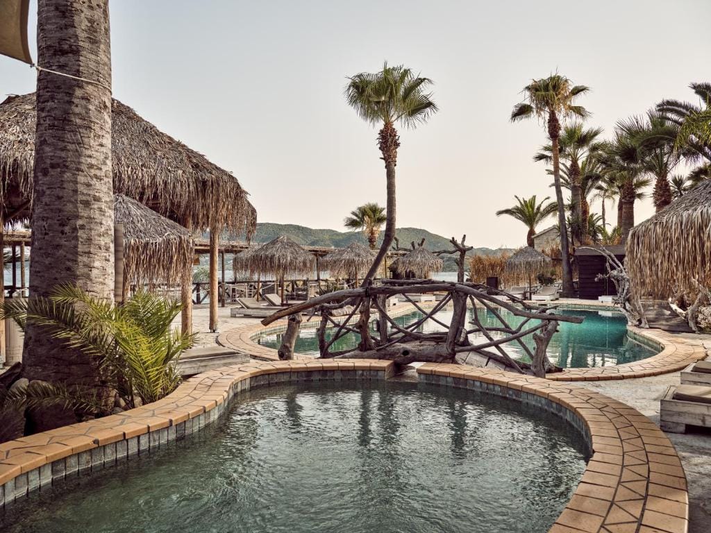 Gloria Maris Hotel Suites and Villas — 5