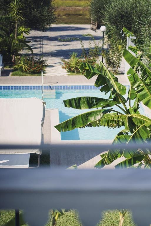 Mirsini Studios & Apartments — 4