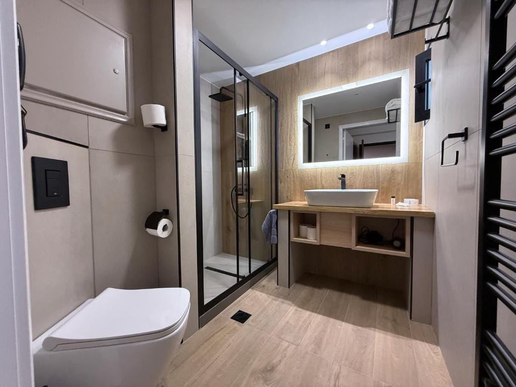 Hotel ΑΤΗΙΝΑ — 3