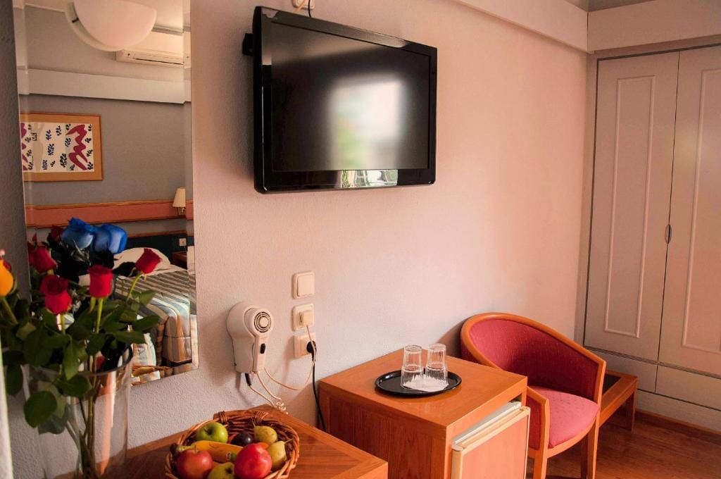 Hotel Samaras — 5