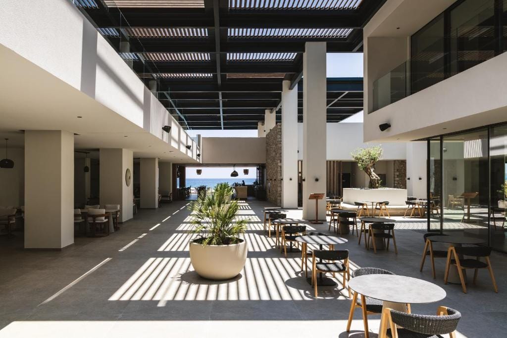 Mosay All Suite Hotel — 5
