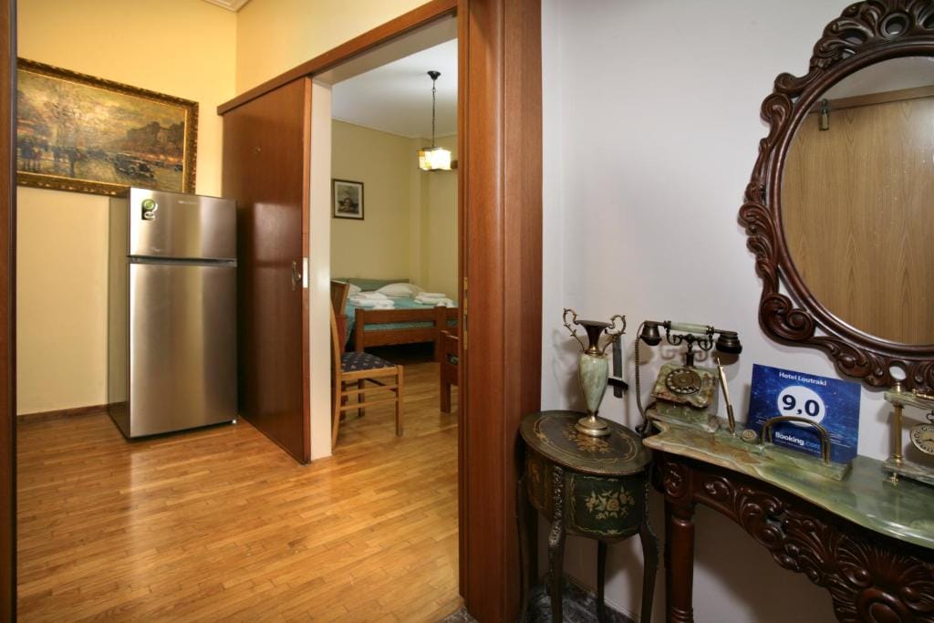 Hotel Loutraki — 4