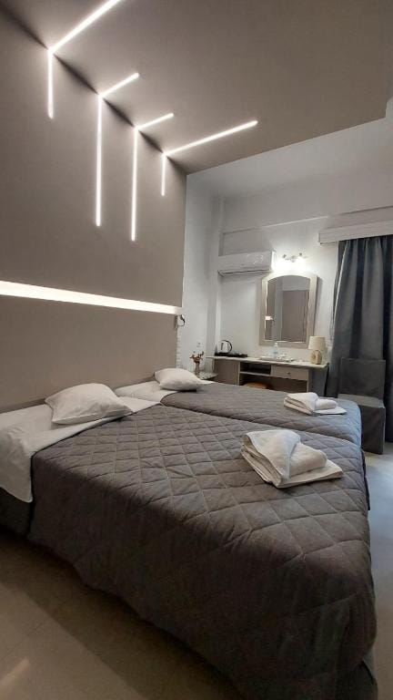 Mantas Hotel — 2