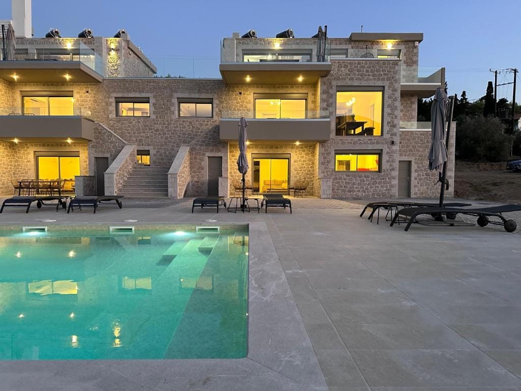 Topos luxury stay Heraion — 4