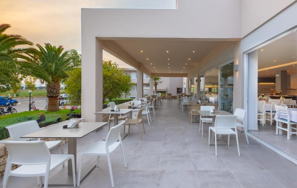 Hotel Esperia — 4