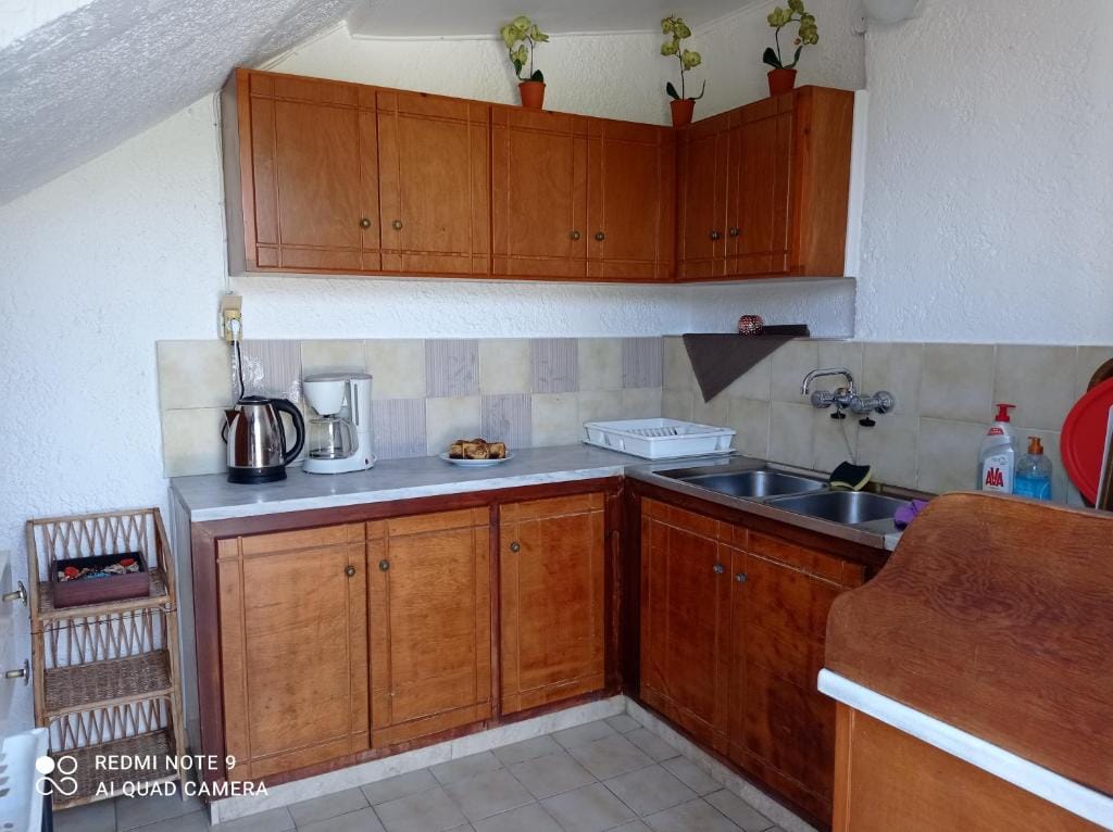 IASONAS APARTMENTS — 4