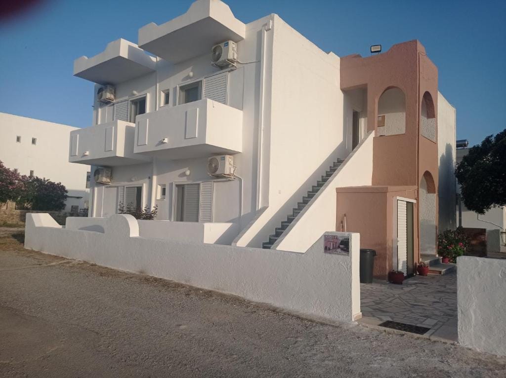 IASONAS APARTMENTS — 5
