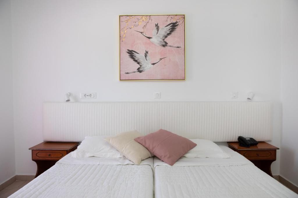 Sea Breeze Hotel — 5