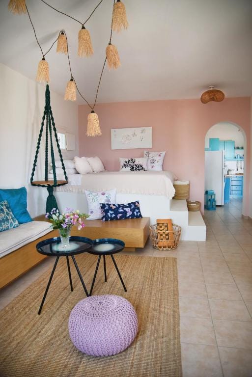 Elefthia Syros - Luxury Houses & Suites — 2