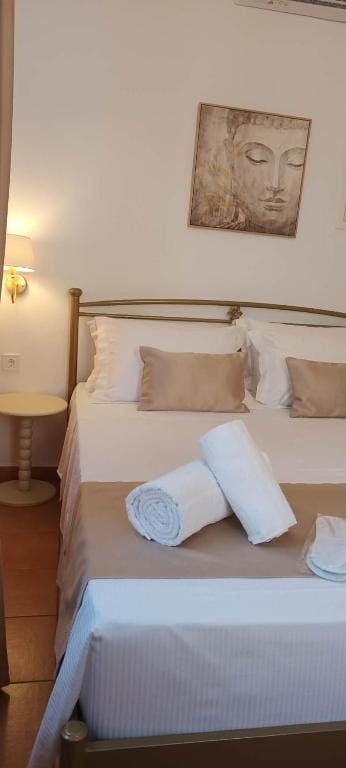 Aphrodite luxury rooms — 2
