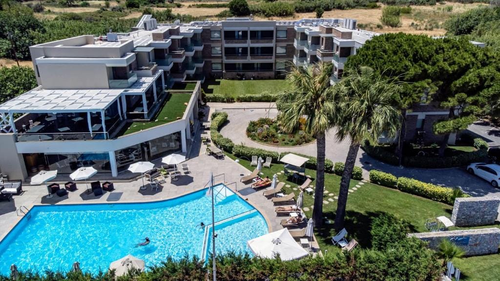 Elysion Hotel — 1