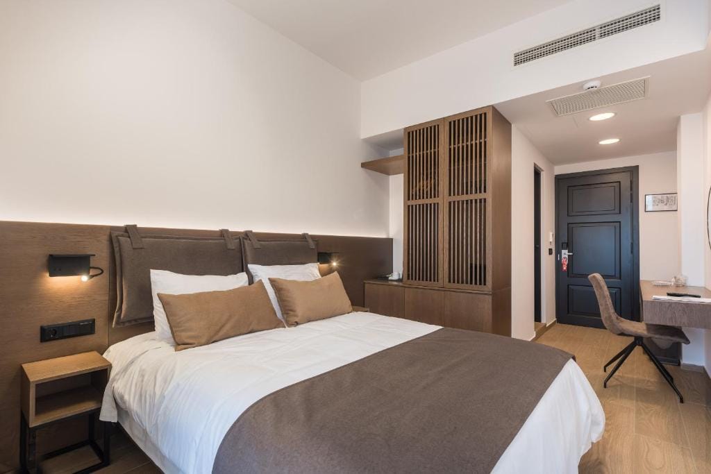 Lesvion Hotel — 3