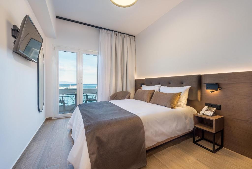 Lesvion Hotel — 4