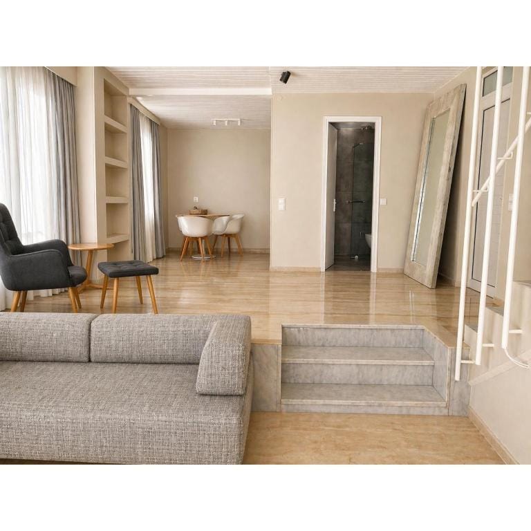Loriet Hotel — 2